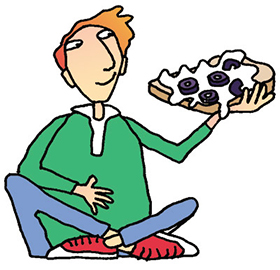 student eating pizza